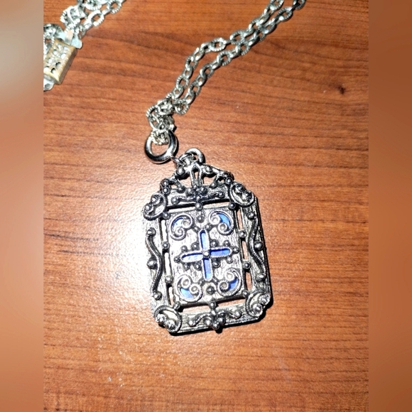 Vintage Sarah Coventry Double Silver Chain Necklace Blue Marble Cross Pendant - Picture 5 of 5